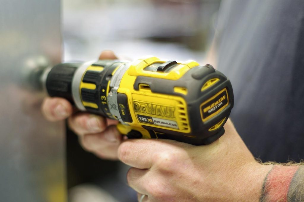 Professionele klusjesman in Westland voert huisonderhoud en reparaties uit voor huiseigenaren
